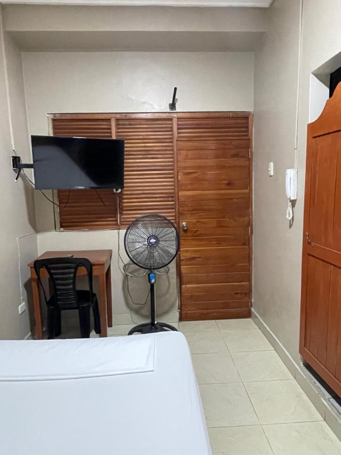 Alojamiento Tahuari Iquitos Exterior photo